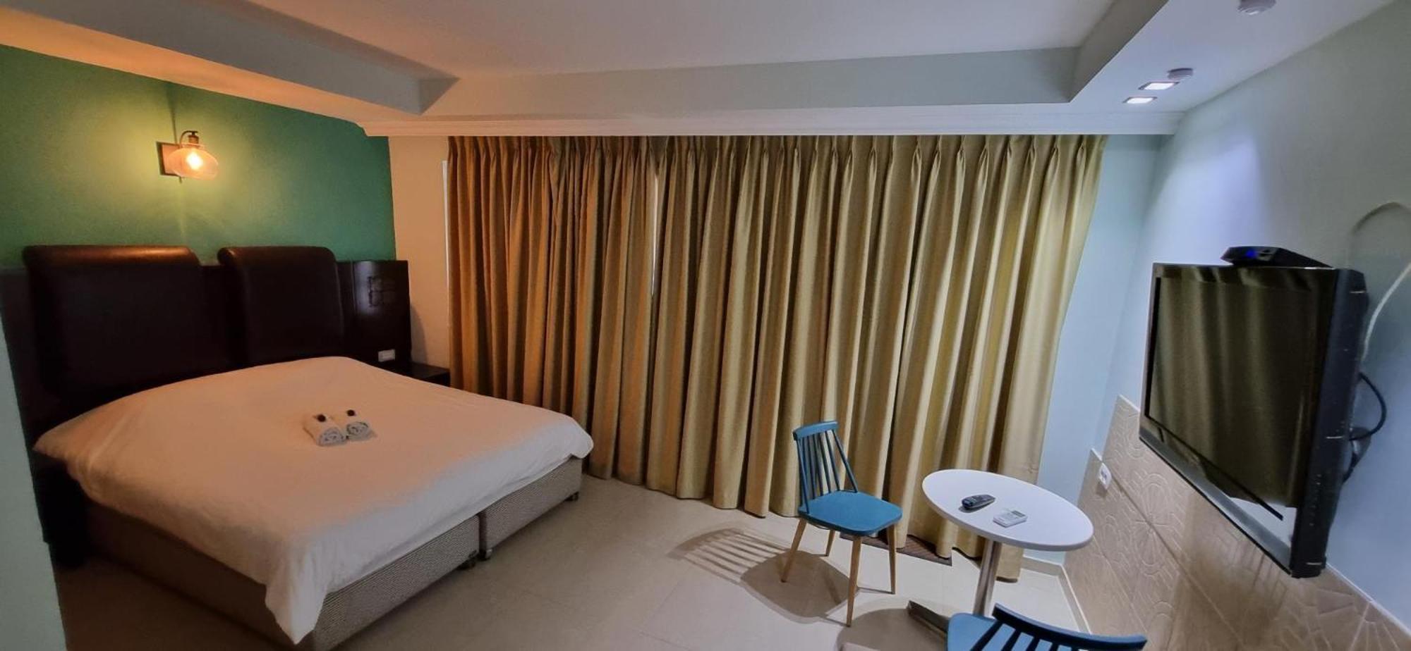 Marina Beach Hotel เทลอาวีฟ ภายนอก รูปภาพ